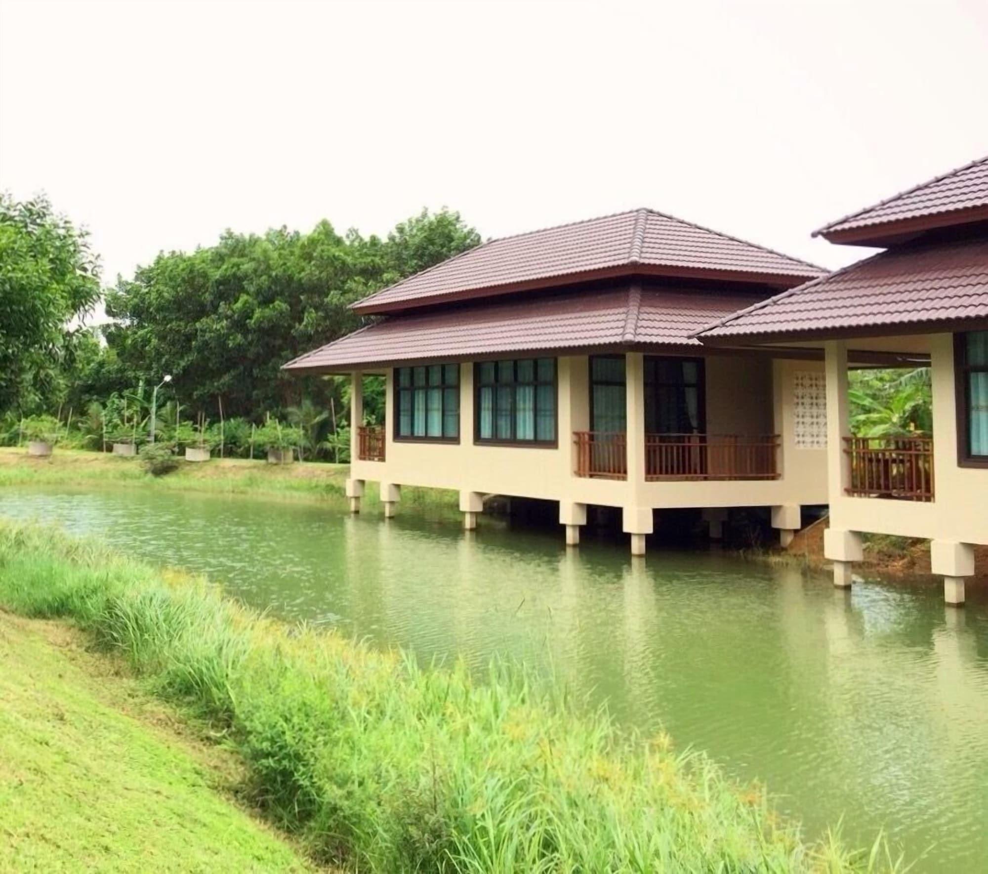 Lantala Residence Takuathung Kültér fotó