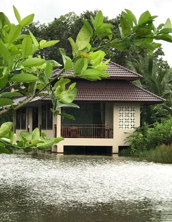 Lantala Residence Takuathung Kültér fotó