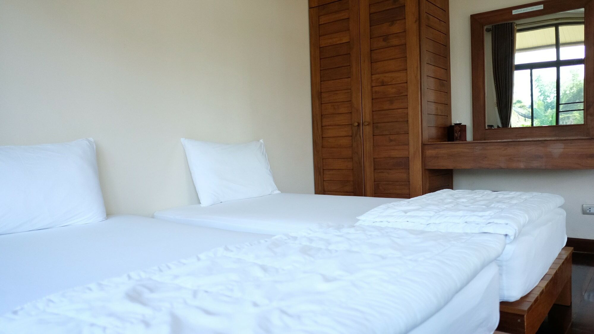 Lantala Residence Takuathung Kültér fotó